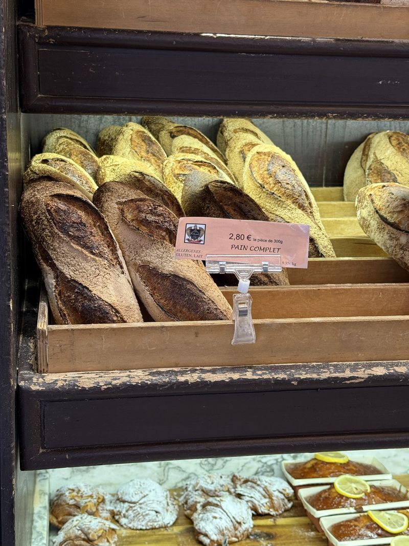 Nice Bread Case